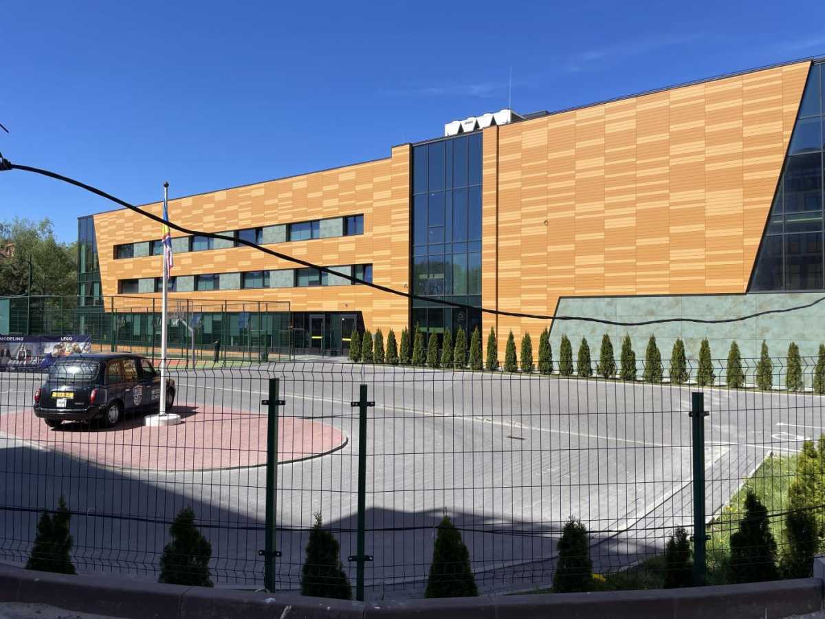 Продажа 3-комнатной квартиры 157 м², Генерала Чупрынки ул.