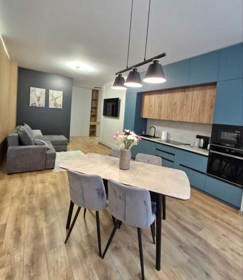 Аренда 2-комнатной квартиры 61.1 м², Евгения Коновальца ул., 44А
