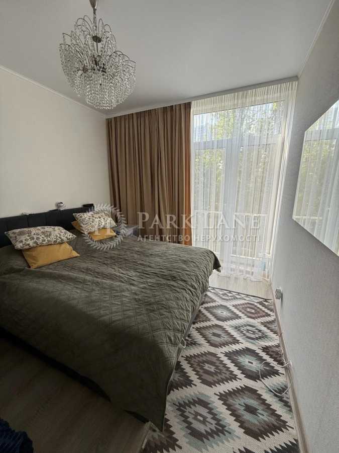 Продажа 1-комнатной квартиры 42 м², Регенераторная ул., 4к16