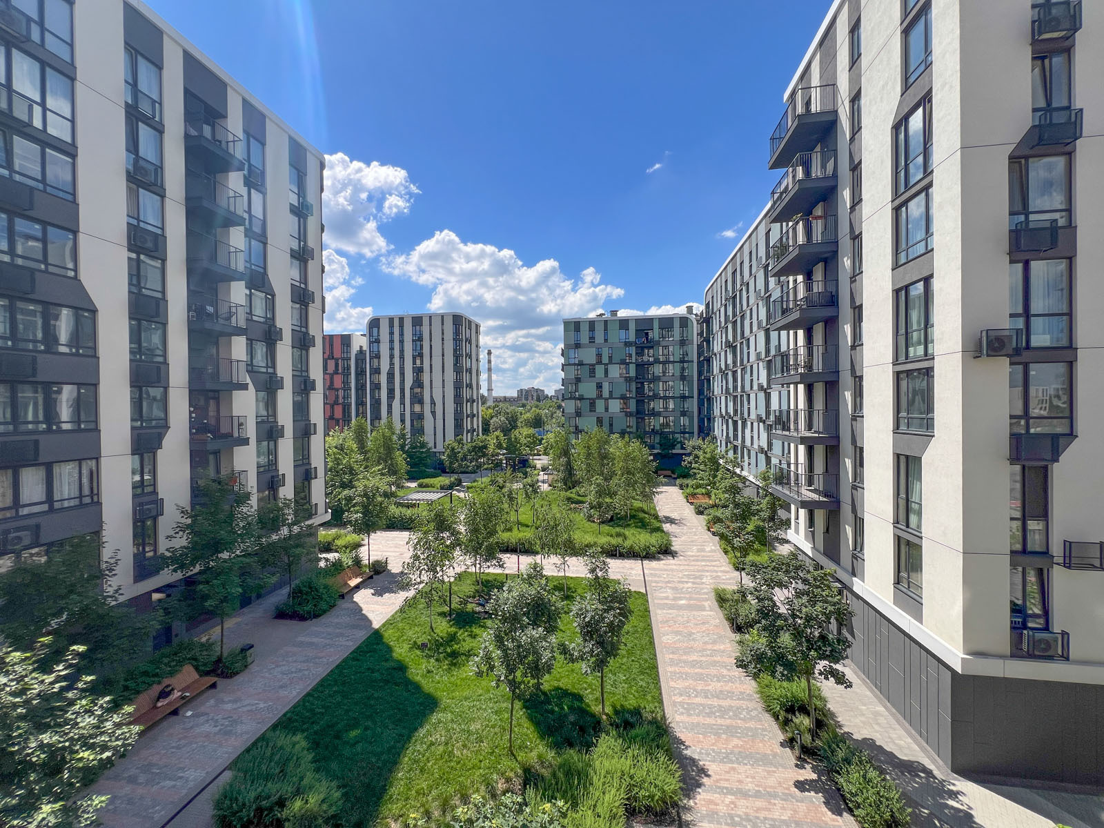 Продаж 1-кімнатної квартири 46 м², ЖК Respublika, Будинок 221