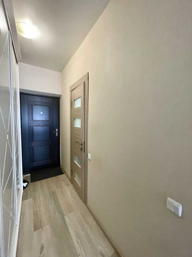Оренда 1-кімнатної квартири 34 м², Миколи Сингаівського