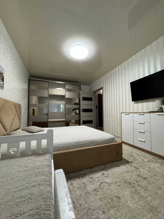 Продаж 1-кімнатної квартири 35 м², Водопійна вул., 19