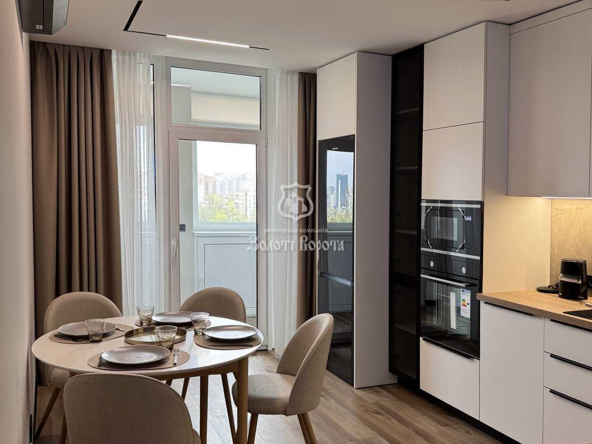 Продажа 1-комнатной квартиры 53 м², Берестейський, 11к3