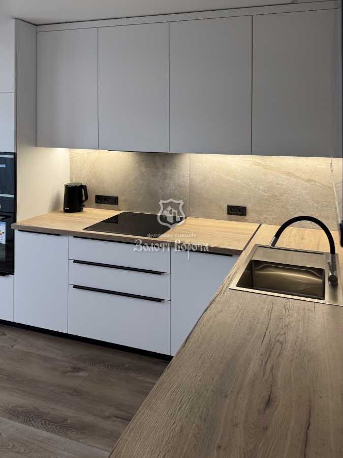 Продажа 1-комнатной квартиры 53 м², Берестейський, 11к3