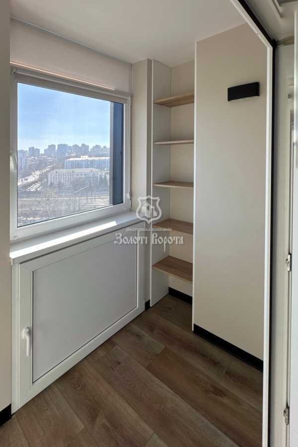 Продажа 1-комнатной квартиры 53 м², Берестейський, 11к3