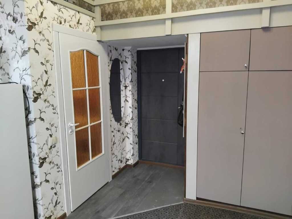 Продаж 1-кімнатної квартири 28 м², Завокзальна вул., 7