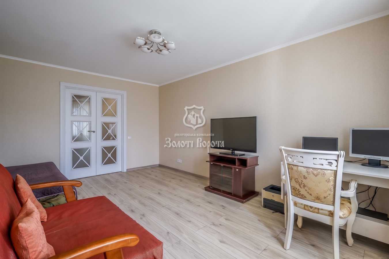 Продажа 3-комнатной квартиры 110 м², Межигорская ул., 43