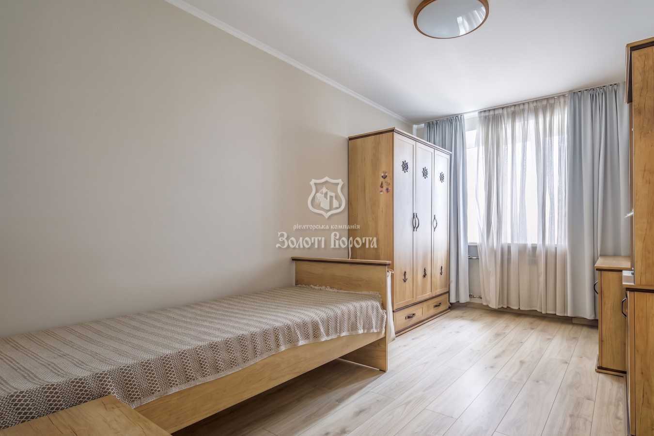 Продажа 3-комнатной квартиры 110 м², Межигорская ул., 43