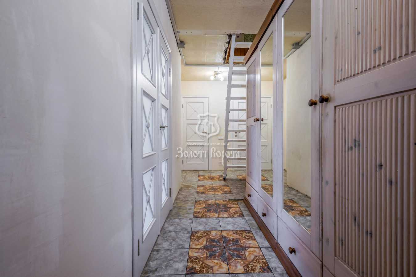 Продажа 3-комнатной квартиры 110 м², Межигорская ул., 43