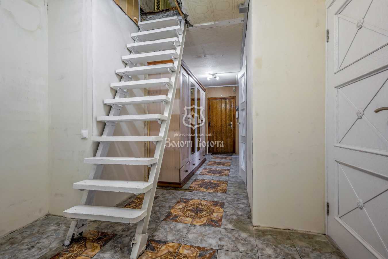 Продажа 3-комнатной квартиры 110 м², Межигорская ул., 43