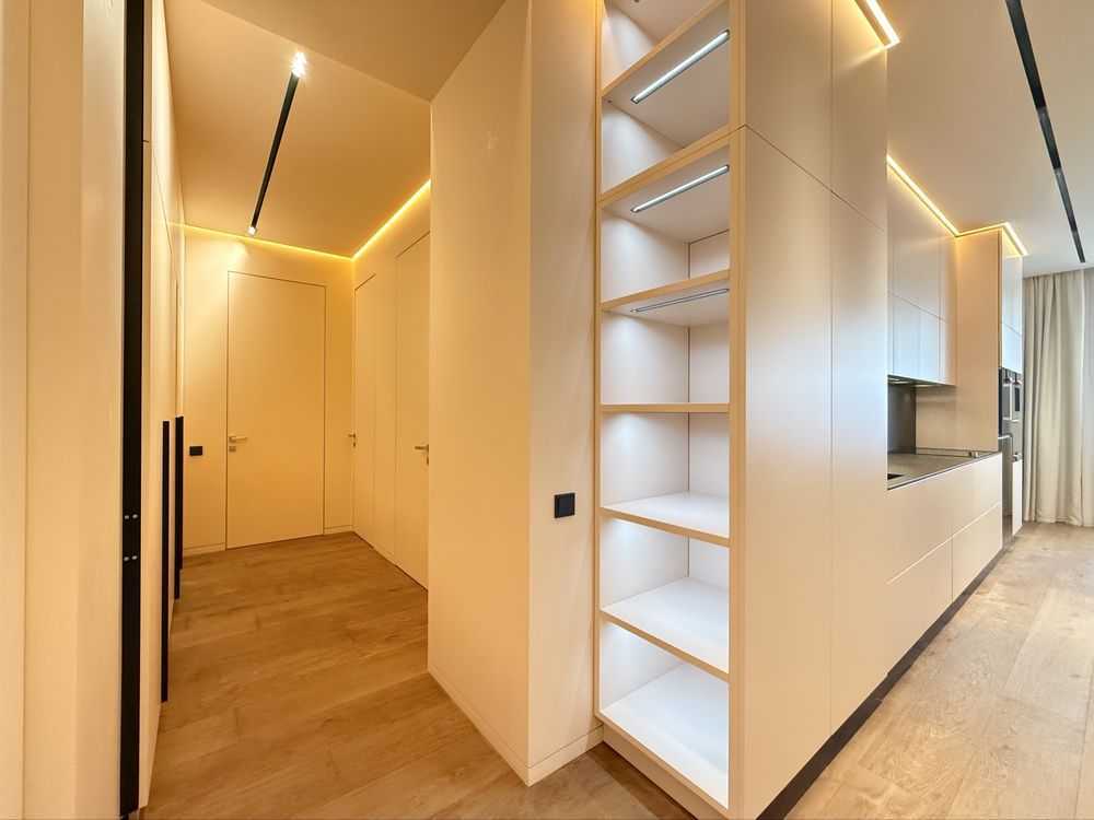 Продажа 3-комнатной квартиры 127 м², Оболонская наб., 3