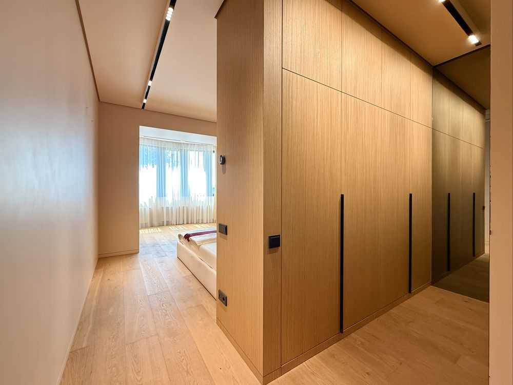 Продажа 3-комнатной квартиры 127 м², Оболонская наб., 3