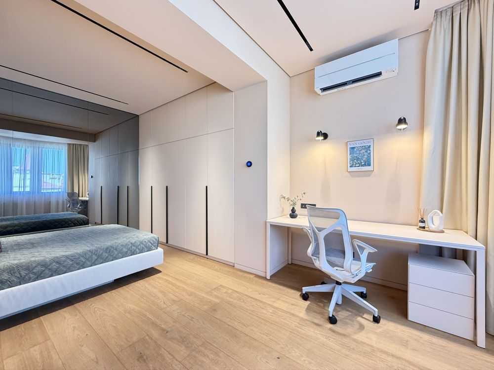 Продажа 3-комнатной квартиры 127 м², Оболонская наб., 3