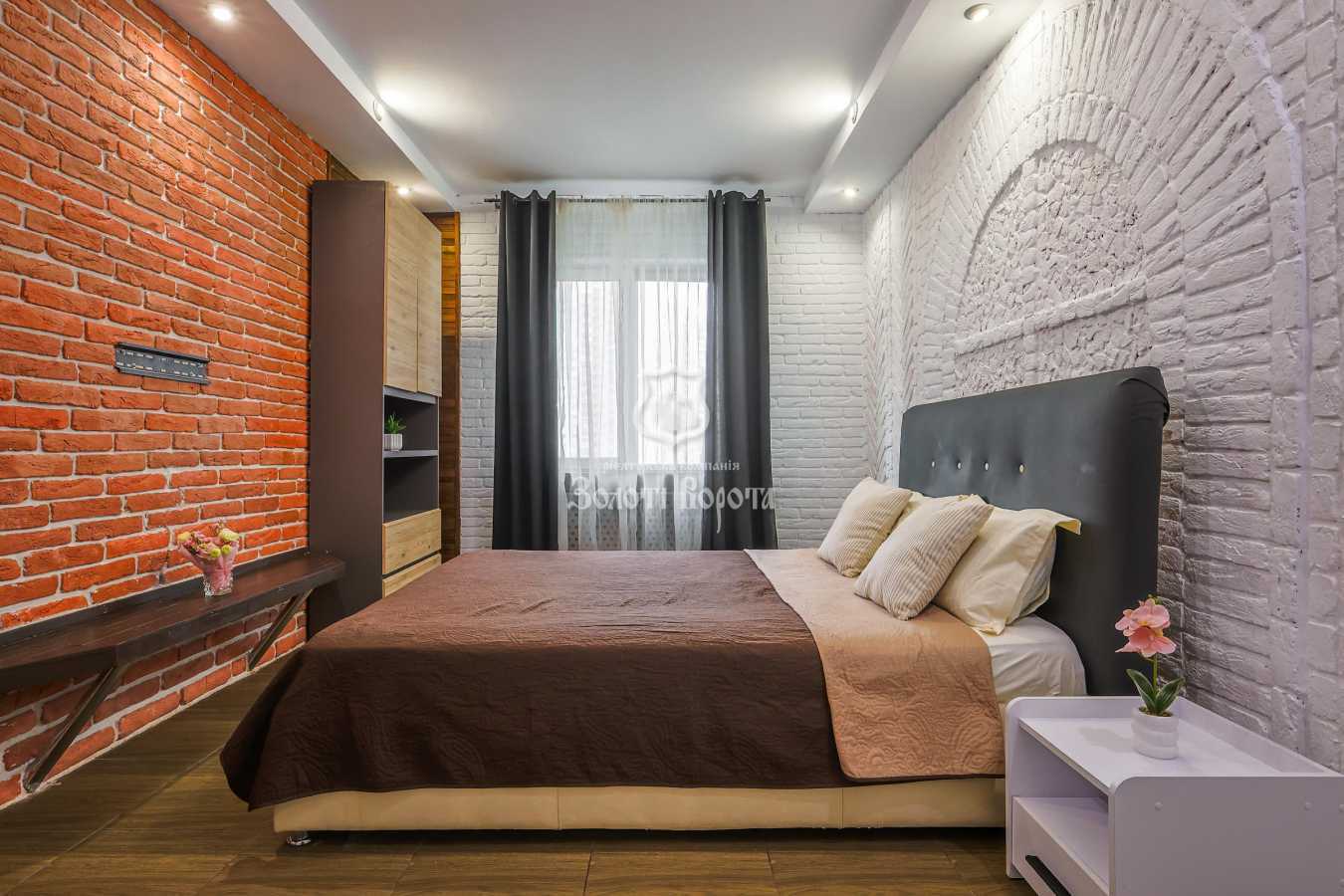 Продаж 2-кімнатної квартири 74 м², Урлівська вул., 17