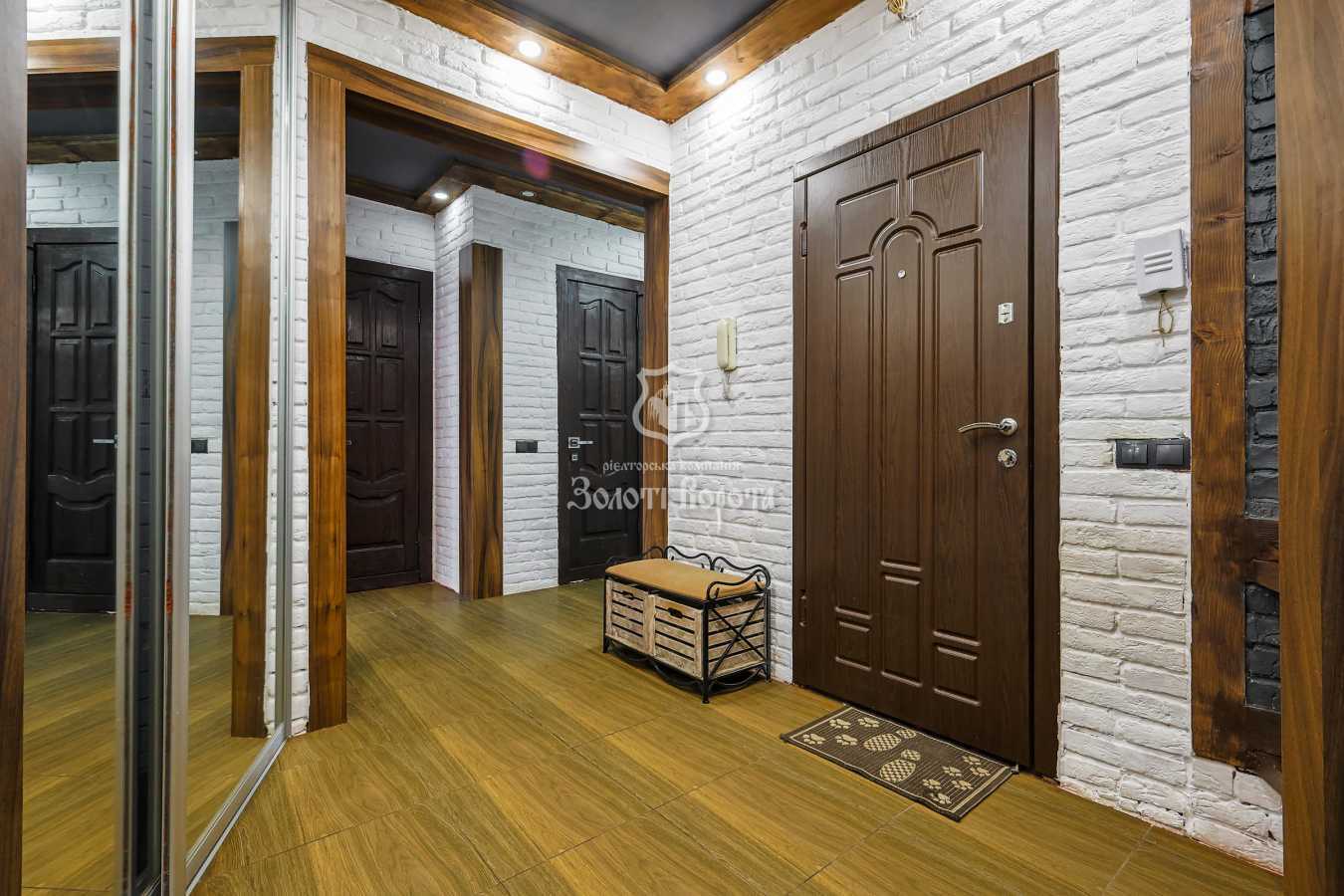 Продаж 2-кімнатної квартири 74 м², Урлівська вул., 17