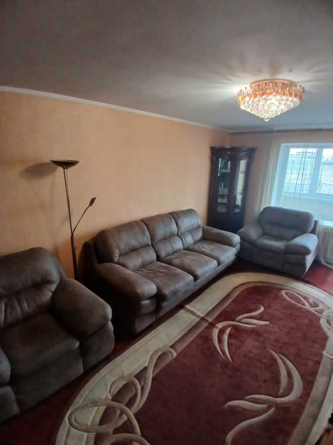 Оренда 3-кімнатної квартири 70 м², Верховної Ради бул., 19