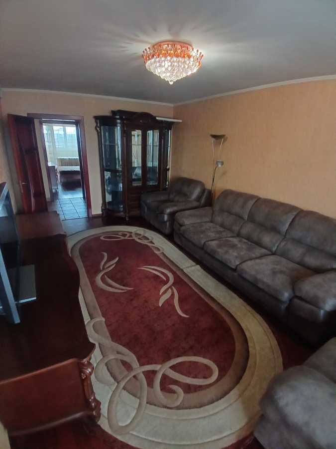 Оренда 3-кімнатної квартири 70 м², Верховної Ради бул., 19