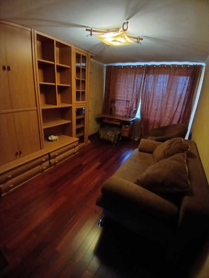 Оренда 3-кімнатної квартири 70 м², Верховної Ради бул., 19