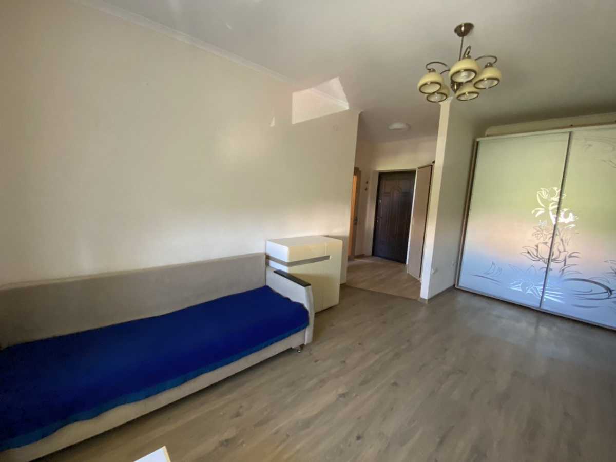 Продаж 1-кімнатної квартири 36 м², Паркова, 8