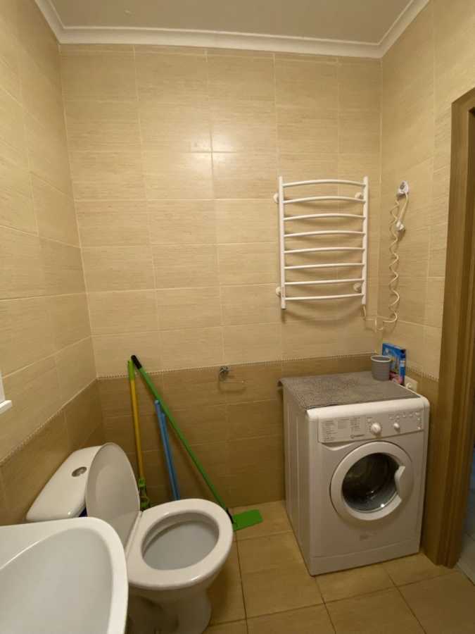 Продаж 1-кімнатної квартири 36 м², Паркова, 8