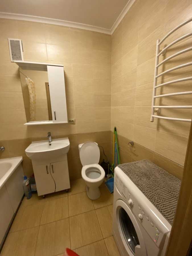 Продаж 1-кімнатної квартири 36 м², Паркова, 8