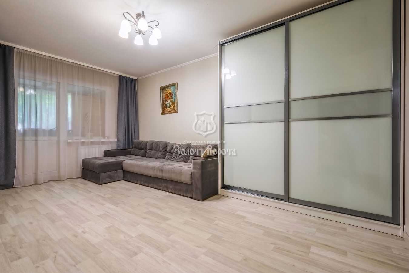 Продаж 2-кімнатної квартири 64.7 м², Героїв Севастополя вул., 15