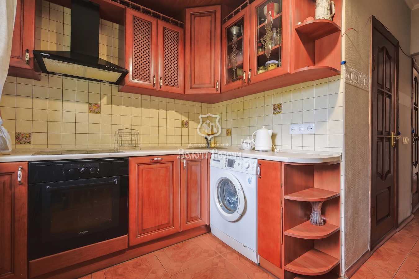 Продаж 2-кімнатної квартири 64.7 м², Героїв Севастополя вул., 15