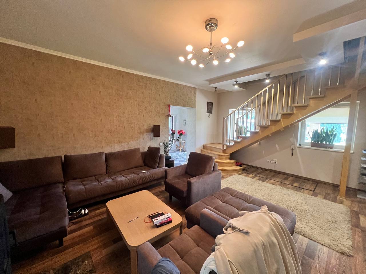 Аренда дома 240 м², Владимира Корецкого ул.