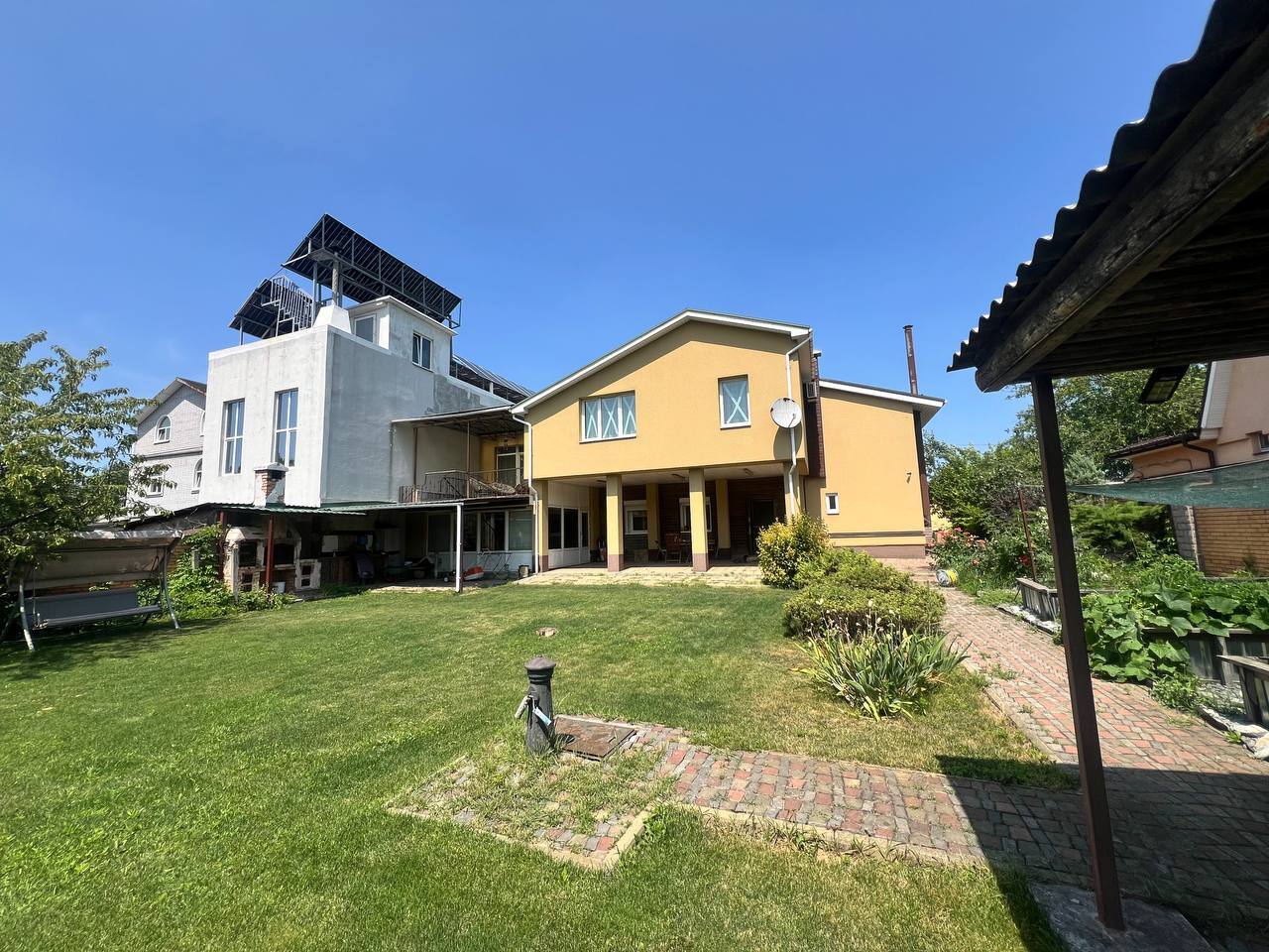 Аренда дома 240 м², Владимира Корецкого ул.