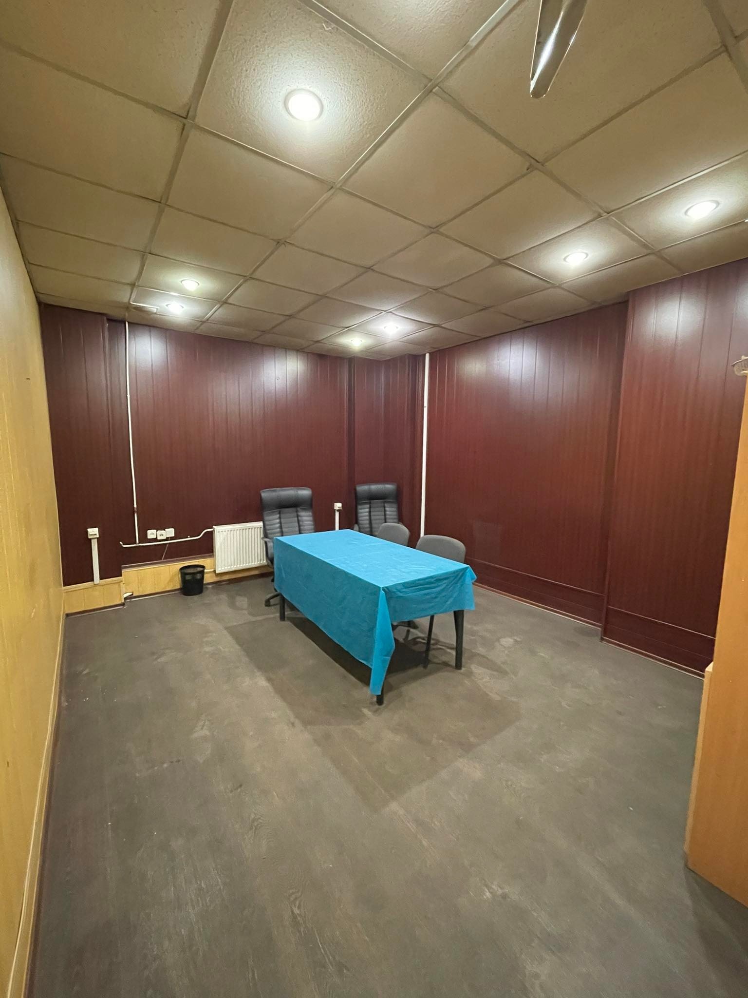 Оренда офісу 160 м², Орловська вул.