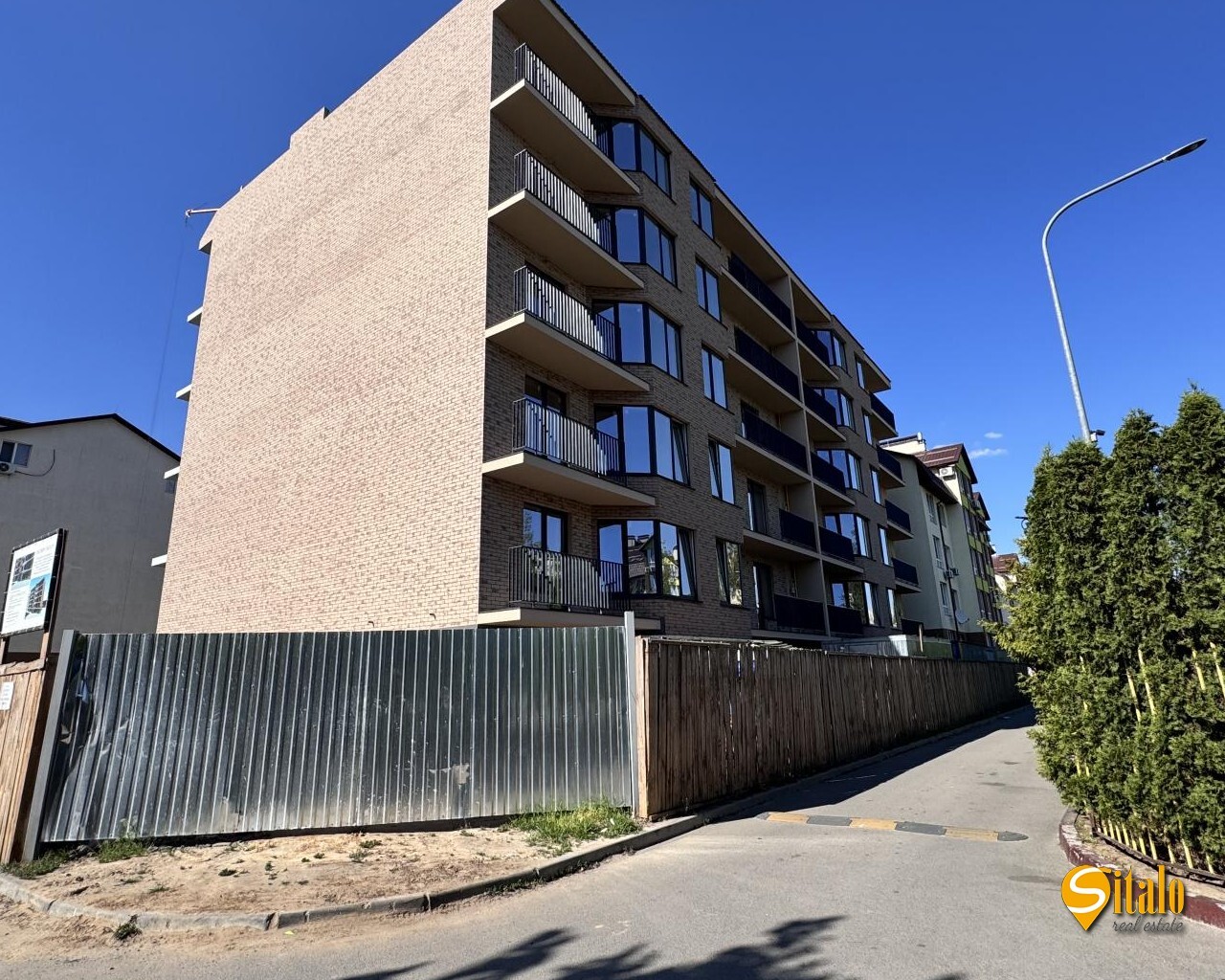 Продажа 1-комнатной квартиры 42.28 м²