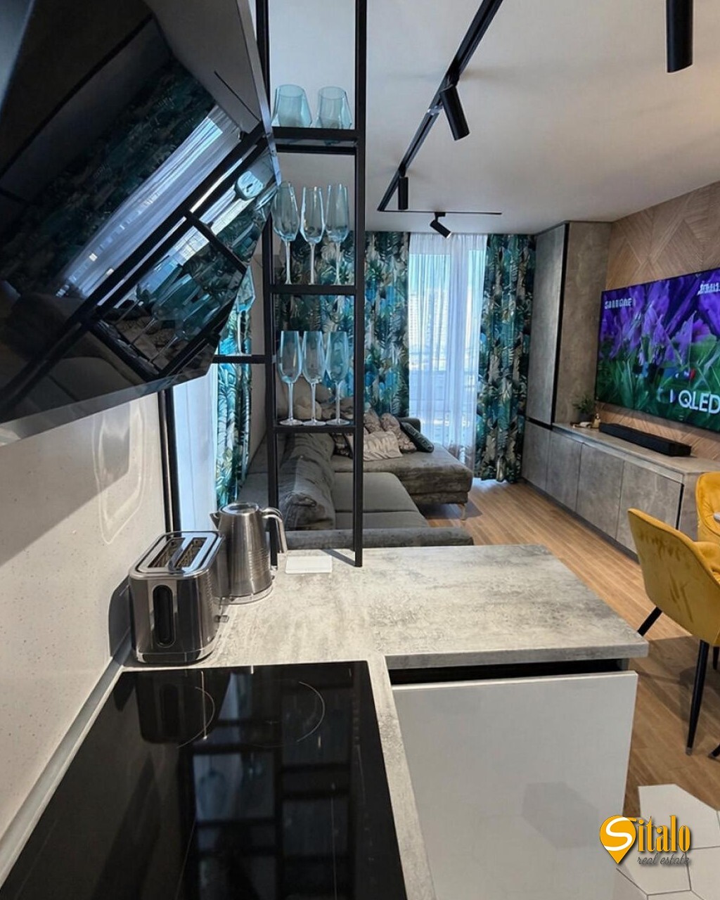Продаж 2-кімнатної квартири 62 м², Дніпровська наб., 16
