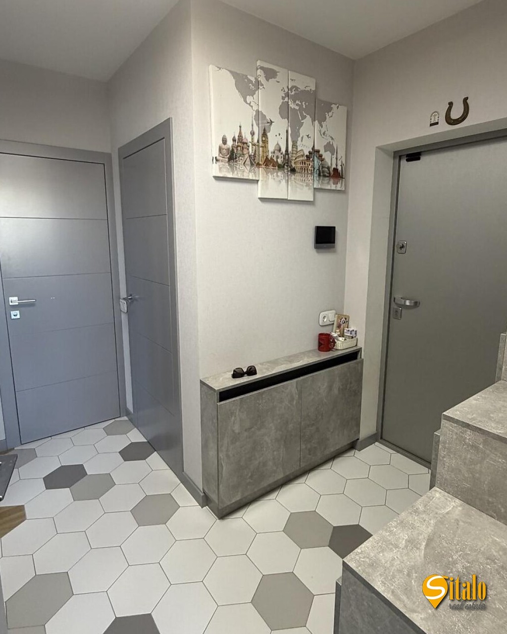 Продаж 2-кімнатної квартири 62 м², Дніпровська наб., 16
