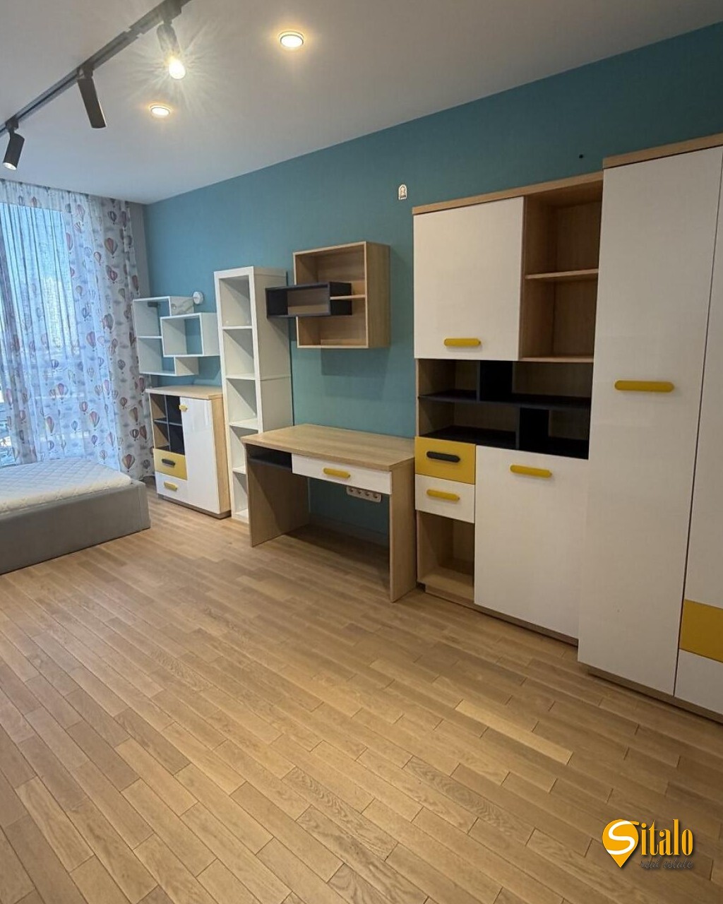 Продаж 2-кімнатної квартири 62 м², Дніпровська наб., 16