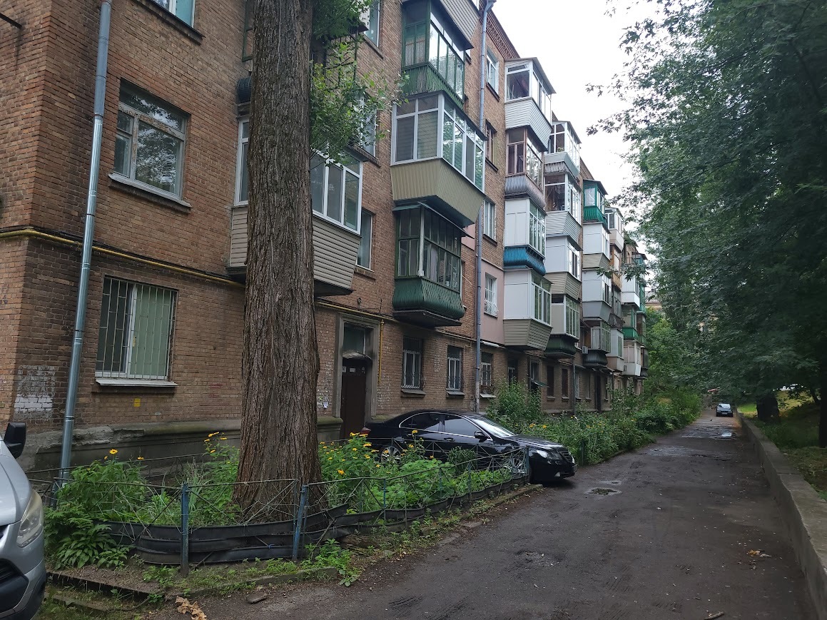 Продаж 2-кімнатної квартири 59 м², Ольжича вул., 12