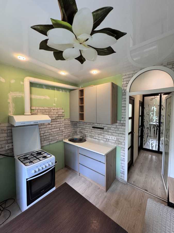 Продажа 2-комнатной квартиры 51.15 м², Михаила Донца ул., Ломоносова, 8