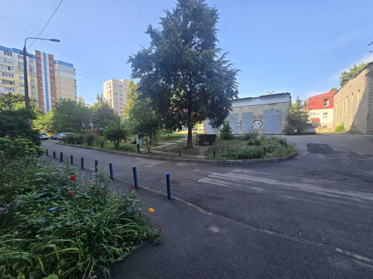 Продажа 2-комнатной квартиры 51.15 м², Михаила Донца ул., Ломоносова, 8
