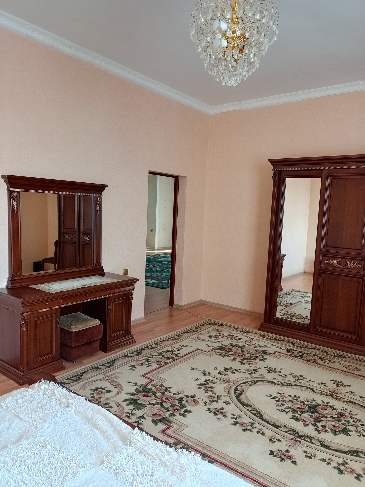 Продажа дома 380 м², Горіхова вул.
