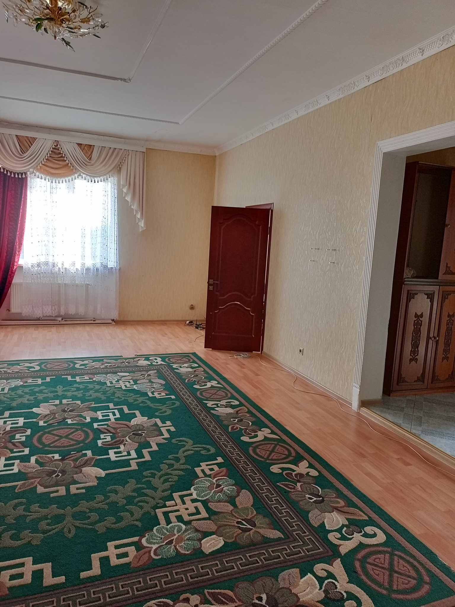 Продажа дома 380 м², Горіхова вул.