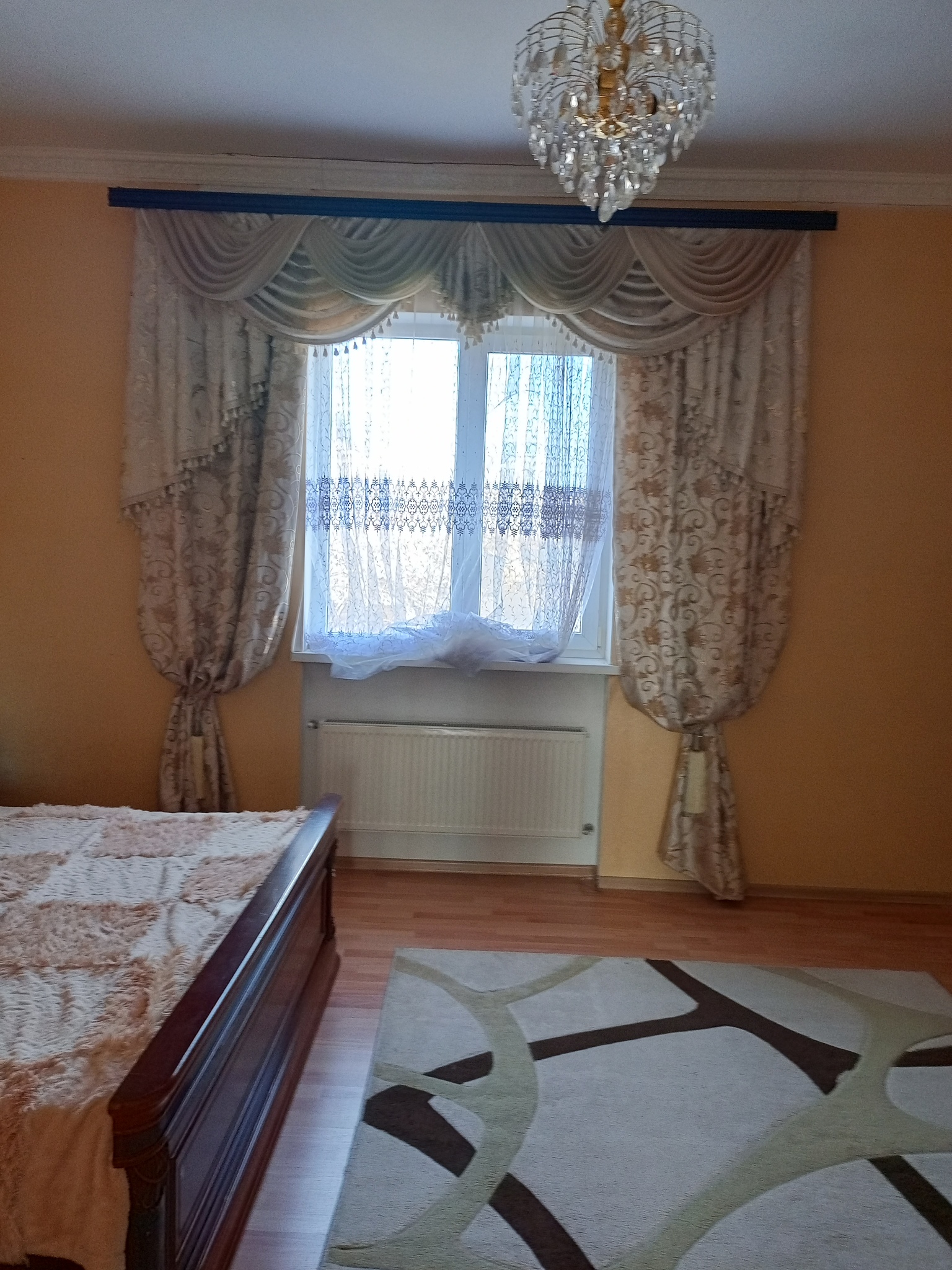 Продажа дома 380 м², Горіхова вул.