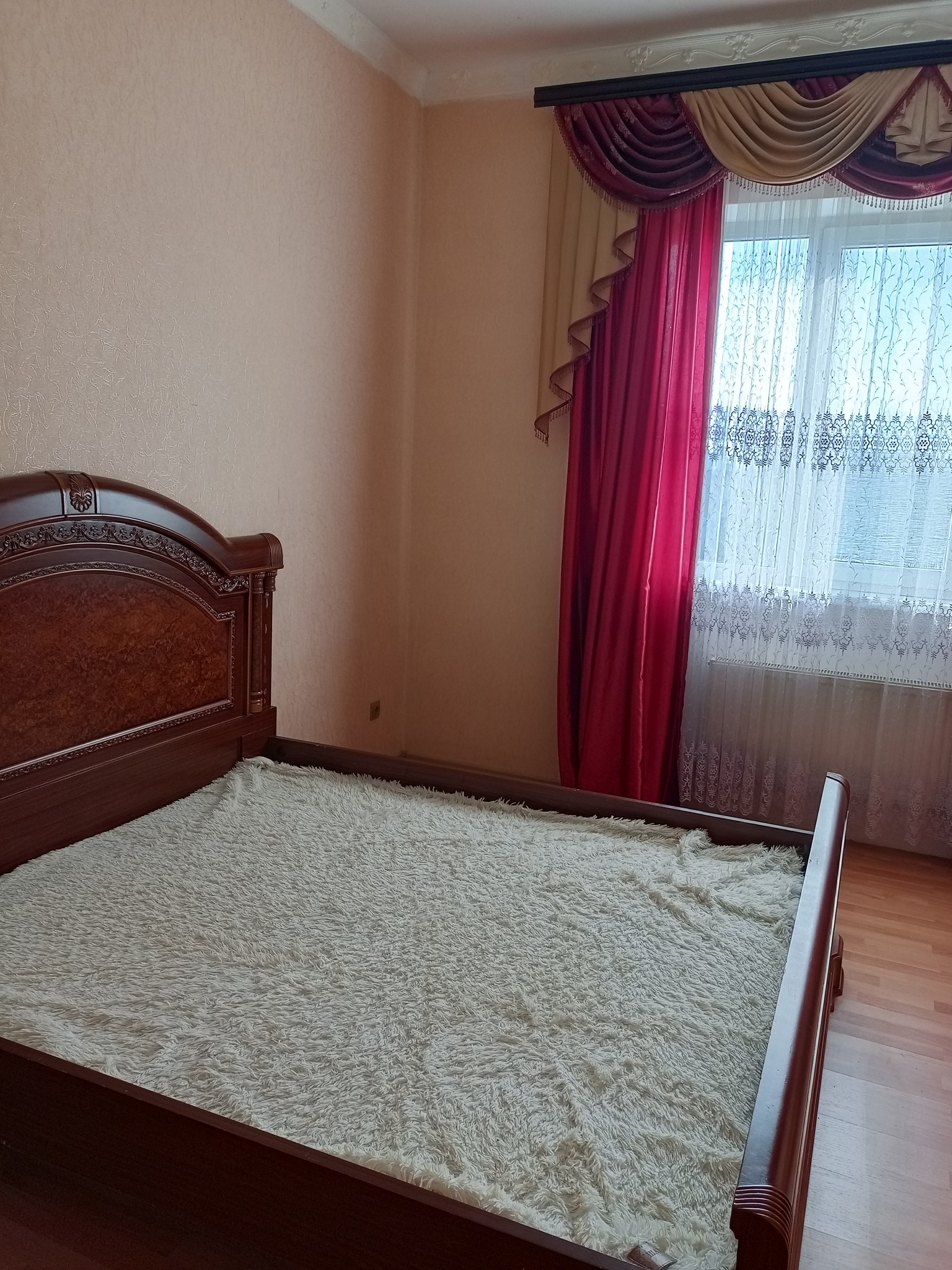 Продажа дома 380 м², Горіхова вул.