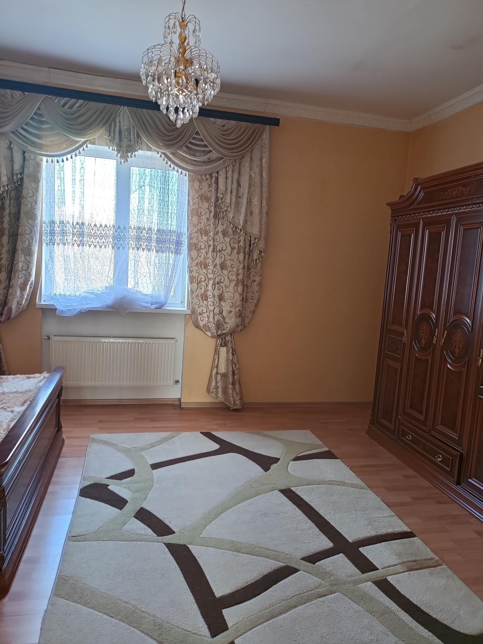 Продажа дома 380 м², Горіхова вул.