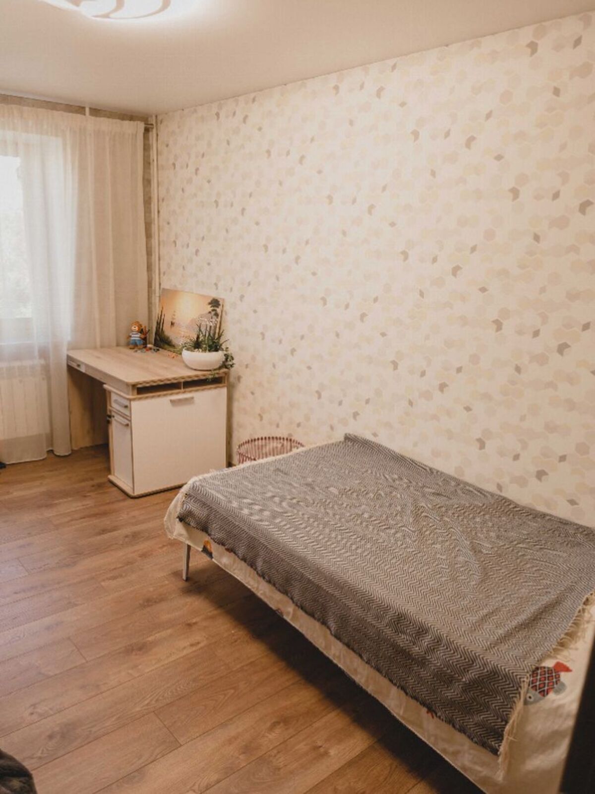 Продажа 3-комнатной квартиры 70 м², Шолохова ул., 7