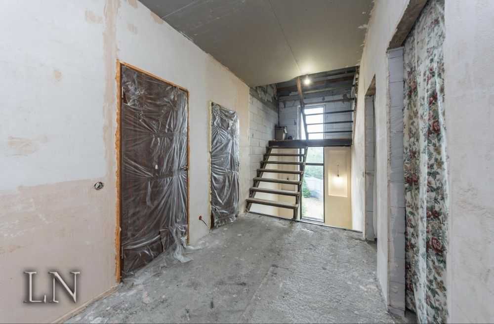 Продажа дома 250 м², Озерна