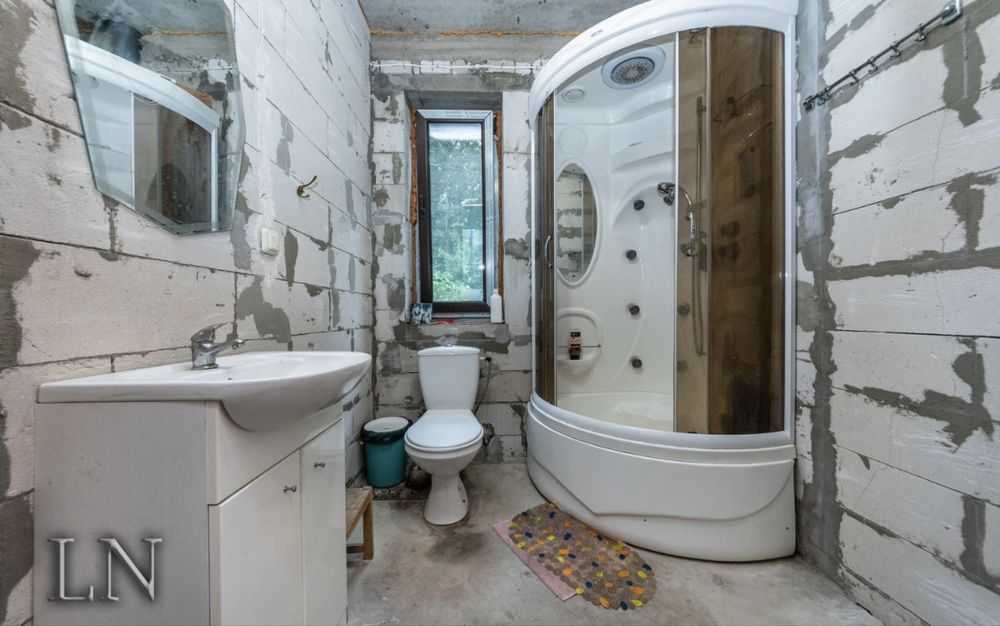Продажа дома 250 м², Озерна