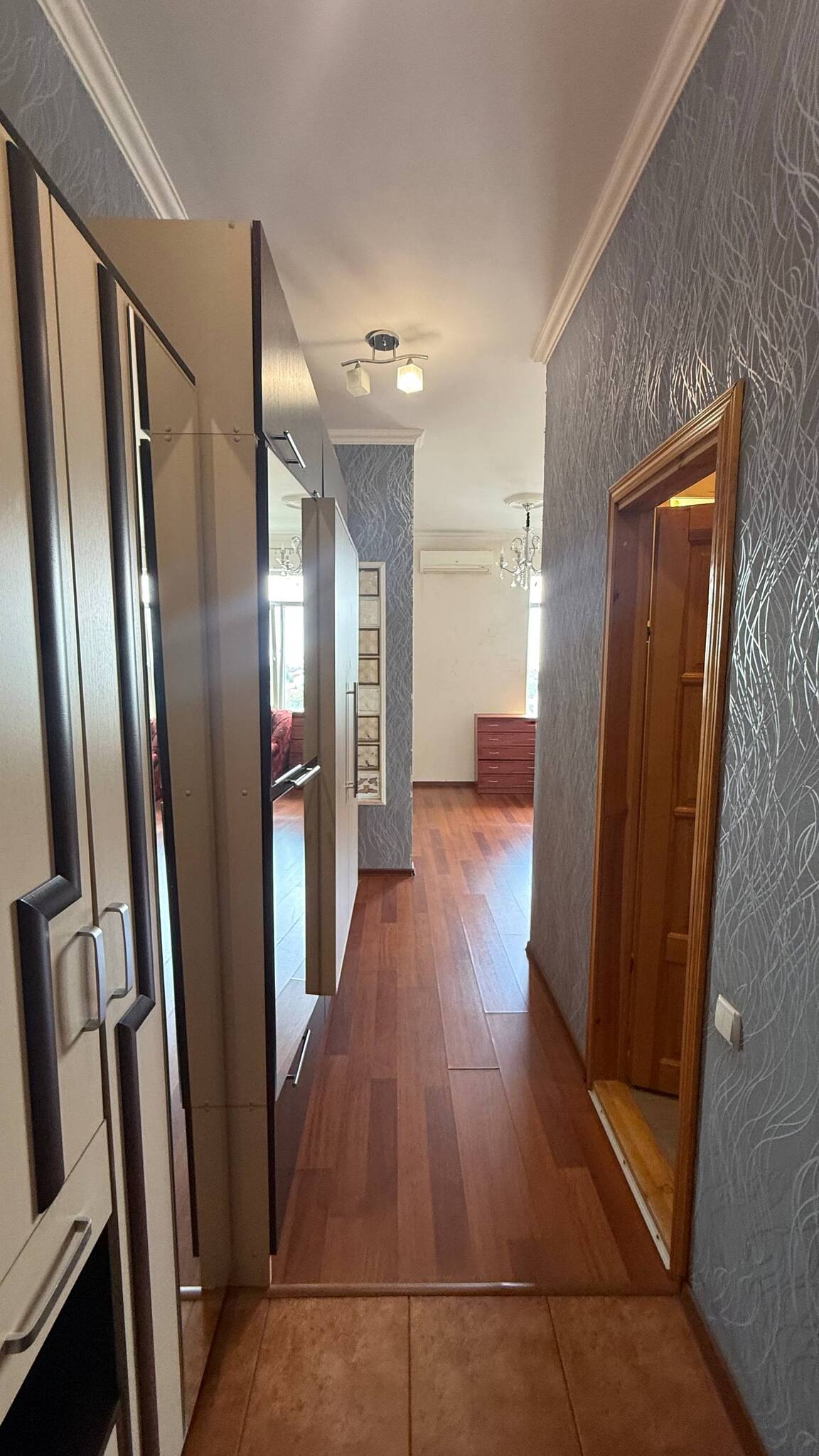 Продажа 1-комнатной квартиры 45.6 м², Испанский пер., 1