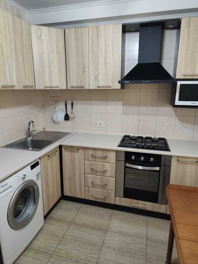 Оренда 1-кімнатної квартири 35 м², Лісовий просп., 7