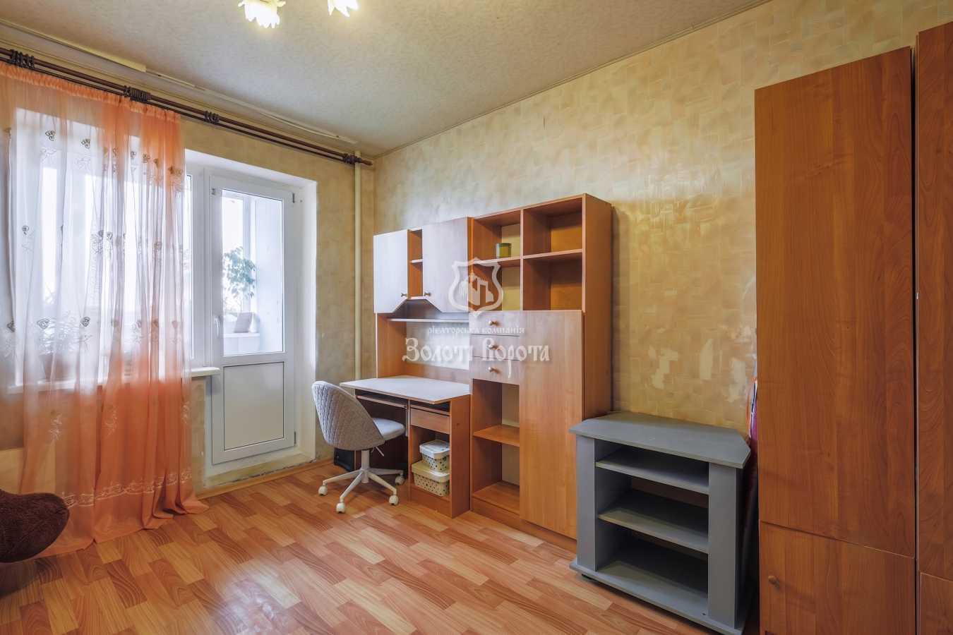 Продаж 3-кімнатної квартири 69.3 м², Юності вул., 1