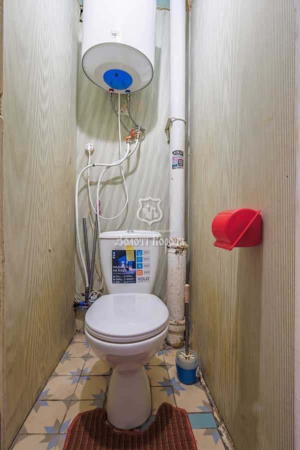 Продаж 3-кімнатної квартири 69.3 м², Юності вул., 1