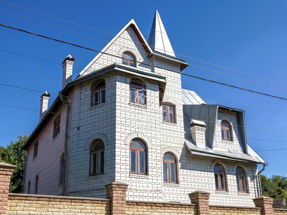 Продажа дома 300 м², Пироговська, 79